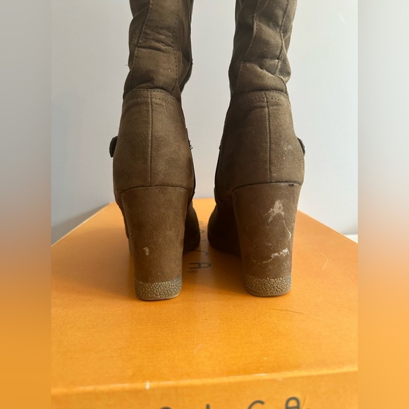 Unisa Knee High Wedge Boots - 8.5 - Picture 11 of 13